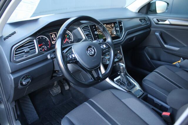 Volkswagen T-Roc 1.5 TSI Style AUTOMAAT - NAVIGATIE - CLIMATE CONTROL