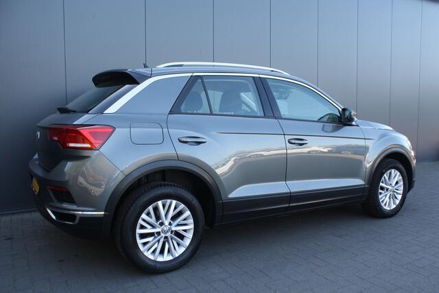 Volkswagen T-Roc 1.5 TSI Style AUTOMAAT - NAVIGATIE - CLIMATE CONTROL