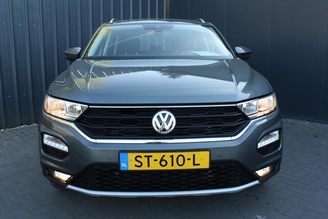 Volkswagen T-Roc 1.5 TSI Style AUTOMAAT - NAVIGATIE - CLIMATE CONTROL