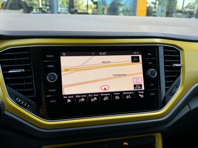 Volkswagen T-Roc 1.0 TSI 115 pk Style - Navigatie orgineel