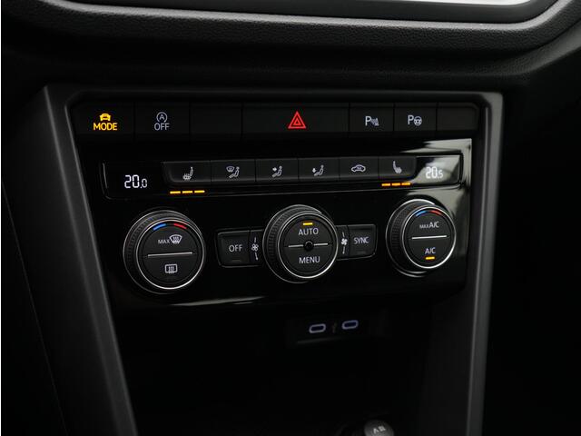 Volkswagen T-Roc Cabrio 1.5 TSI 150 pk DSG R-Line | Achteruitrijcamera | Navigatie | Stoelverwarming | Side Assist | Adaptive Cruise | Sportonderstel