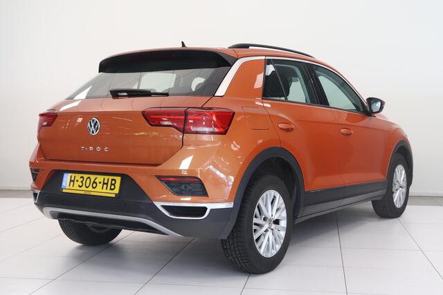 Volkswagen T-Roc 1.0 TSI Style | Airco | Parkeersensoren | Navigatie | Adaptieve Cruise control | Apple Carplay Android Auto |