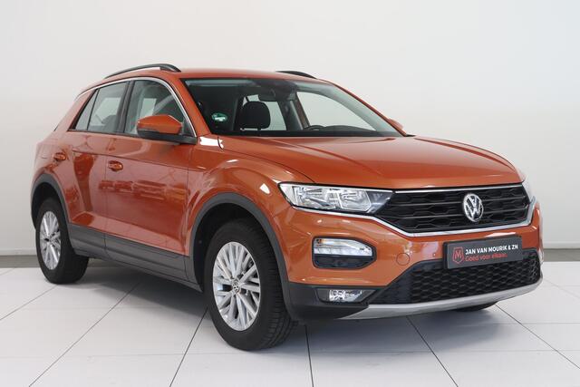 Volkswagen T-Roc 1.0 TSI Style | Airco | Parkeersensoren | Navigatie | Adaptieve Cruise control | Apple Carplay Android Auto |