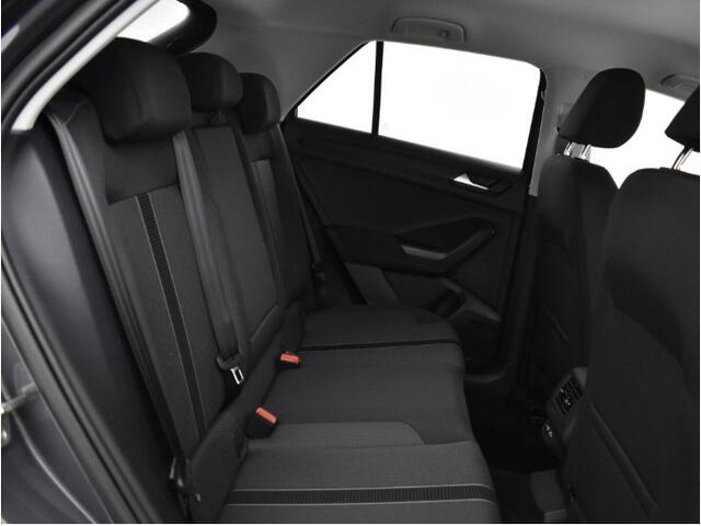 Volkswagen T-Roc Life Edition 1.0 TSI 116 pk 6 versn. Hand · Airconditioning automatisch, 2-zone (climatronic) · Multimedia pakket ·