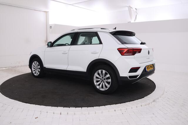 Volkswagen T-Roc 2.0 TDI Sport Automaat, Panorama, Leer, Climate,
