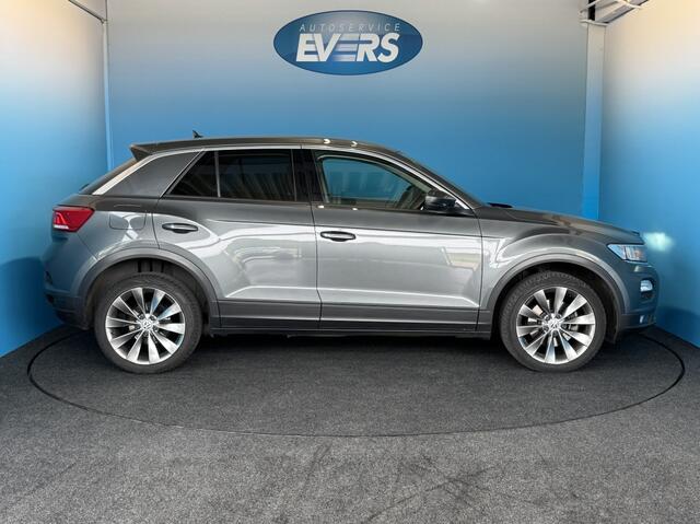 Volkswagen T-Roc 1.5 TSI Sport AUTOMAAT, 18' LM velgen