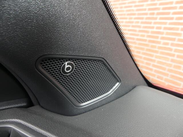 Volkswagen T-Roc Cabrio 1.5 TSI R-Line / Black Edition / Trekhaak