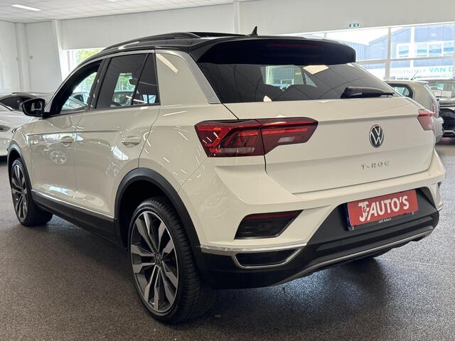 Volkswagen T-Roc 1.5 TSI NAVIGATIE/CAMERA, PANORAMA, ECC AIRCO