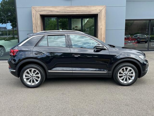 Volkswagen T-Roc 1.5 TSI 150pk DSG Style Carplay | Camera | Keyless | Elek. Achterklep | Rijklaar incl. garantie