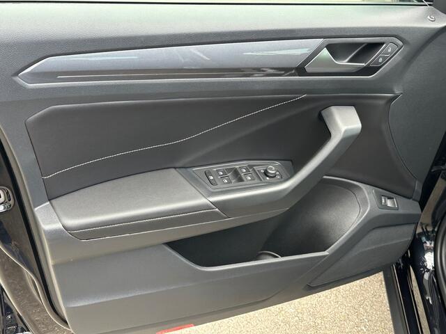 Volkswagen T-Roc 1.5 TSI 150pk DSG Style Carplay | Camera | Keyless | Elek. Achterklep | Rijklaar incl. garantie