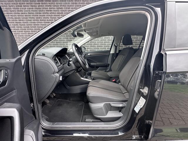 Volkswagen T-Roc 1.0 TSI Sport | Navigatie | Park Pilot | Apple CarPlay/Android Auto