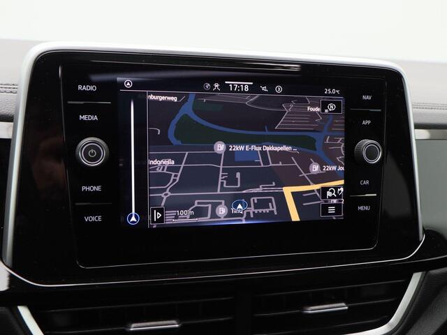 Volkswagen T-Roc 1.5 TSi 150 Pk Automaat R-Line Business | Adaptive Cruise | CarPlay | Navigatie | Bluetooth | Navigatie | Panoramadak | Achteruitrijcamera | 18 Inch | 29.981 Km!!