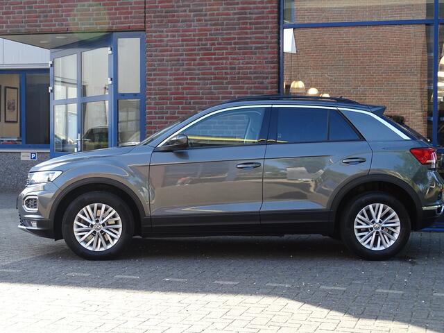 Volkswagen T-Roc 1.5 TSI Style TREKHAAK OPEN DAK