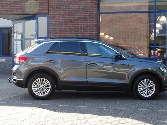 Volkswagen T-Roc 1.5 TSI Style TREKHAAK OPEN DAK