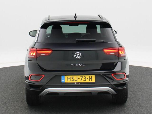Volkswagen T-Roc 1.5 TSi 150 Pk Automaat Life Edition | Adaptive Cruise | Full LED | Stoel Verwarming | Privacy Glass | Navigatie | Carplay | Camera | 17 Inch | 9.975 Km!!