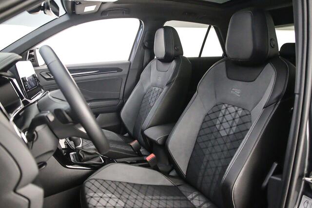Volkswagen T-Roc R-Line 1.5 TSI 150pk DSG Automaat Trekhaak, Panoramadak, Black Style, LED matrix koplampen, Adaptive cruise control, Beats audio, Achteruitrijcamera