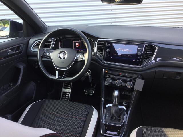 Volkswagen T-Roc 1.5 TSI Sport | Digitaal Dashboard | Trekhaak | Schuifdak | Camera |