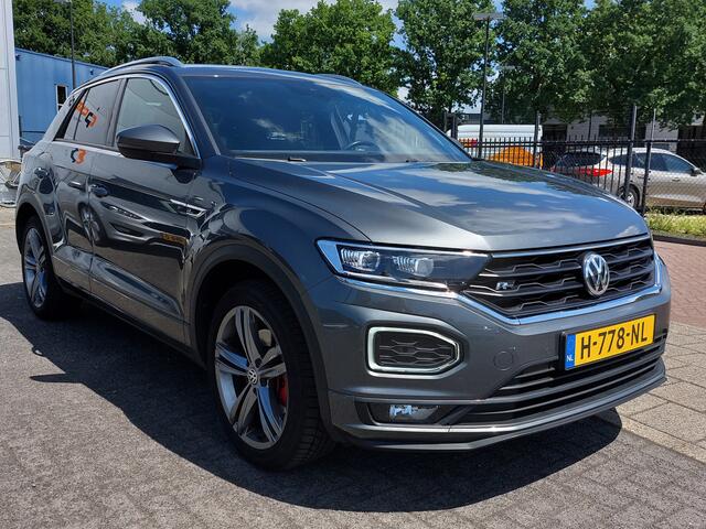 Volkswagen T-Roc 1.5 TSI 150pk Sport Business R | Origineel NL | Navi | Apple Carplay+Android Auto | Clima | Adap.Cruise | Led Koplampen | Licht+Regensensor | Pdc V+A+Camera | Privacy Glass | 18''lm