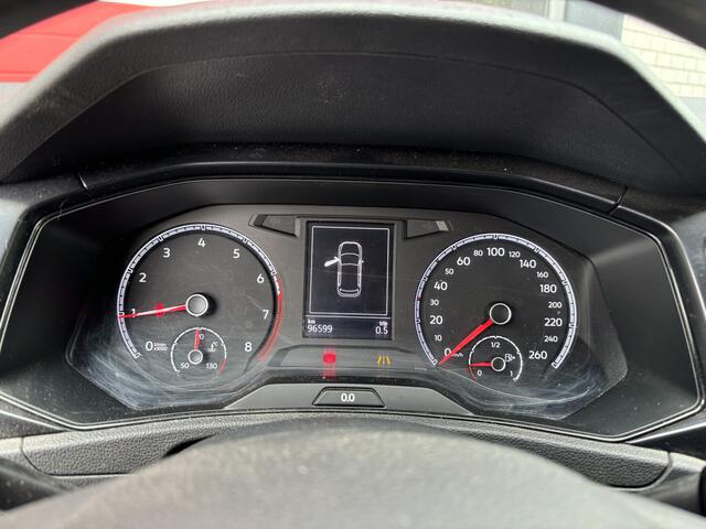 Volkswagen T-Roc 1.0 TSI 1STE EIG / TREKHAAK / AIRCO / CARPLAY / ELEK RAMEN / NL-AUTO