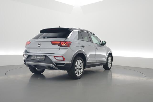 Volkswagen T-Roc 1.5 TSI Style DSG | Navi | Afn. Trekhaak | IQ Light | Massage | Adapt. Cruise | Apple CarPlay