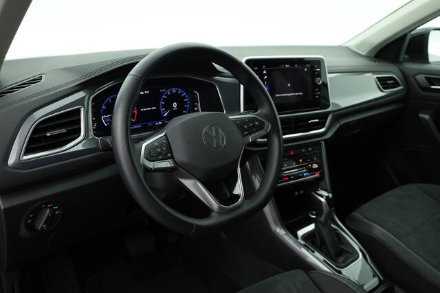 Volkswagen T-Roc 1.5 TSI Style DSG | Navi | Afn. Trekhaak | IQ Light | Massage | Adapt. Cruise | Apple CarPlay