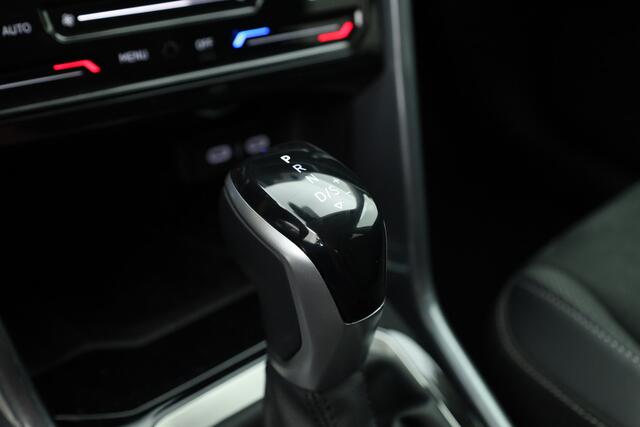 Volkswagen T-Roc 1.5 TSI Style DSG | Navi | Afn. Trekhaak | IQ Light | Massage | Adapt. Cruise | Apple CarPlay