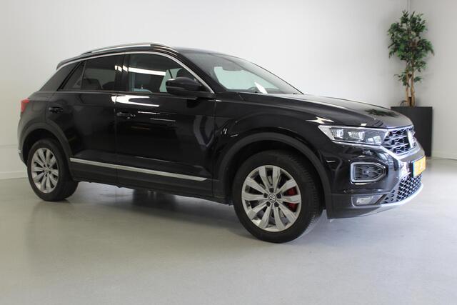 Volkswagen T-Roc 1.5 TSI Sport | ACC | TREKHAAK | STOEL-VERW | 17'LMV | CARPLAY | NAVI | CLIMA | LED | PDC |