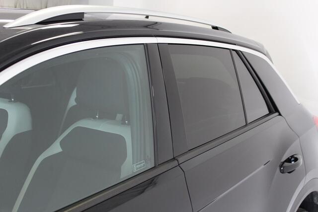 Volkswagen T-Roc 1.5 TSI Sport | ACC | TREKHAAK | STOEL-VERW | 17'LMV | CARPLAY | NAVI | CLIMA | LED | PDC |