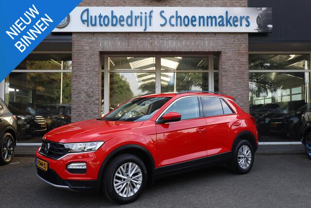 Volkswagen T-Roc 1.0 TSI Style Business CARPLAY ACC STOELVERW. LANE-ASSIST 2xPDC LMV ENZ.