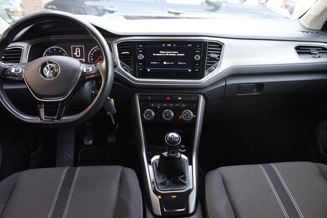 Volkswagen T-Roc 1.0 TSI Style Business CARPLAY ACC STOELVERW. LANE-ASSIST 2xPDC LMV ENZ.