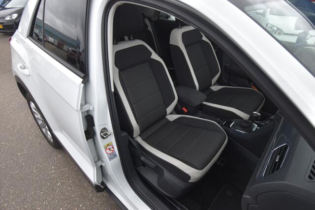 Volkswagen T-Roc 1.5 TSI Sport , PANORAMADAK , CLIMA , CR CONTR , LED KOPL , PDC V+A ,