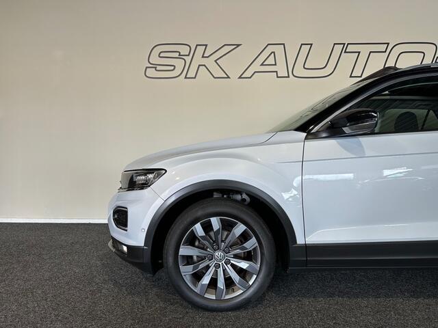 Volkswagen T-Roc 1.5 TSI STYLE BNS NAP l PANO l TREKHAAK l CLIMA l NAVI l LMV l