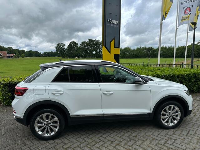 Volkswagen T-Roc 1.5 TSI Style DSG7 Keyless /Leder / Memory