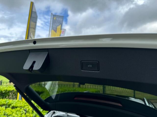 Volkswagen T-Roc 1.5 TSI Style DSG7 Keyless /Leder / Memory