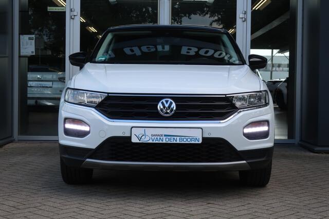 Volkswagen T-Roc 1.5 TSI 150PK, Apple Carplay/ Android Auto, PDC Rondom, etc.