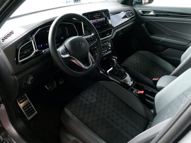 Volkswagen T-Roc 1.5 TSI 150PK R-LINE EVO IQ LIGHT ALCANTARA ELEK.KLEP CARPLAY STOEL/STUUR VERW. 18"LMV VIR.COCKPIT 2024 "Volkswagen rijden begint bij Topautos.nl - 75 topmodellen direct op voorraad!"