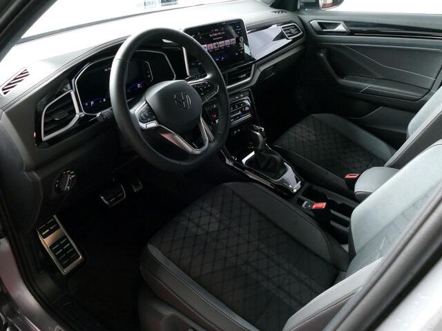 Volkswagen T-Roc 1.5 TSI 150PK R-LINE EVO IQ LIGHT ALCANTARA ELEK.KLEP CARPLAY STOEL/STUUR VERW. 18"LMV VIR.COCKPIT 2024 "Volkswagen rijden begint bij Topautos.nl - 75 topmodellen direct op voorraad!"