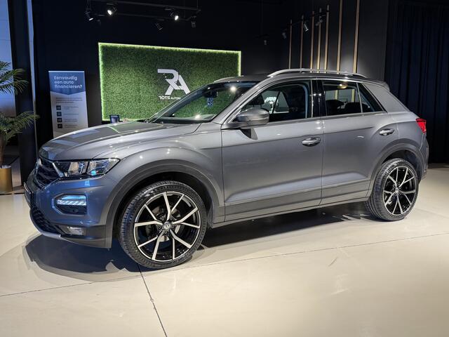 Volkswagen T-Roc 1.0 TSI Style Navi|Led|Cruis|Clima Grijs
