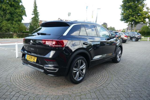 Volkswagen T-Roc 1.5 TSI SPORT BNS RLINE 150 PK AUTOMAAT / NAVIGATIE / NL AUTO