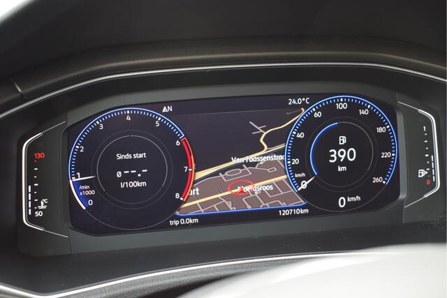 Volkswagen T-Roc 1.0 TSI Style Virtual cockpit, Adaptive cruise, DAB, 18'' lmv,