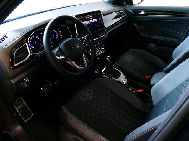 Volkswagen T-Roc 1.5 TSI 150PK R-LINE EVO ?NIEUWE AUTO? IQ LIGHT ALCANTARA ELEK.KLEP CARPLAY STOEL/STUUR VERW. 18"LMV VIR.COCKPIT RLINE R LINE "Volkswagen rijden begint bij Topautos.nl - 75 topmodellen direct op voorraad!"