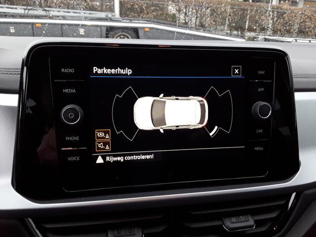 Volkswagen T-Roc 1.O TSI LIFE / NAVI / VIRTUEL COCKPIT / NW. MODEL