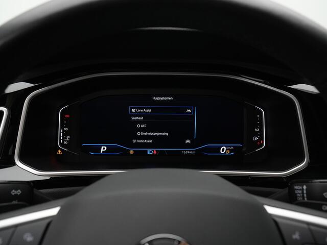 Volkswagen T-Roc Cabriolet 1.5 TSI 150 pk DSG R-Line | Achteruitrijcamera | Stoelverwarming | Carplay | 19 inch