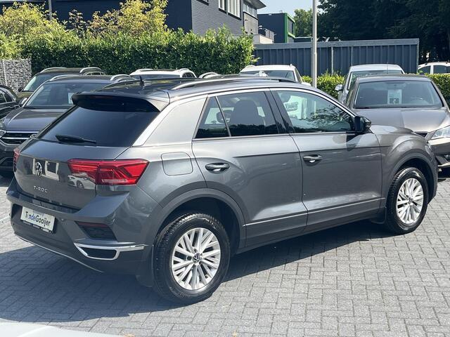 Volkswagen T-Roc 1.5 TSi DSG Style | CAMERA | STOELVERW. | EL. ACHTERKLEP |