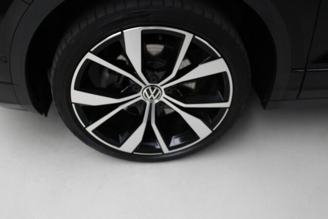 Volkswagen T-Roc Cabrio 1.5 TSI 150pk DSG R-Line Blackstyle Navigatie | Matrix Led | 19" Misano | Beats Audio
