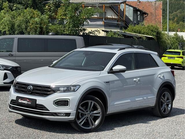 Volkswagen T-Roc 1.5TSI R-Line Pano Keyless ACC Dodehoek Zetels Trekhaak