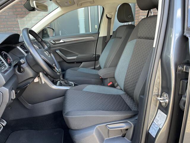 Volkswagen T-Roc 1.5 TSI IQ DRIVE ADAPTIVE CRUISE CONTROL | NAV | CAMERA | APPLE/ANDROID CARPLAY