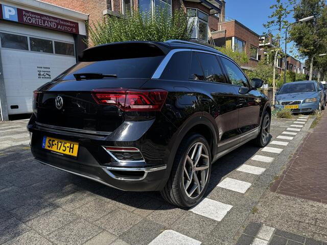 Volkswagen T-Roc 2.0 TSI 4Motion Sport Panoramadak leer trekhaak