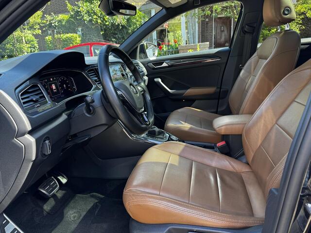 Volkswagen T-Roc 2.0 TSI 4Motion Sport Panoramadak leer trekhaak