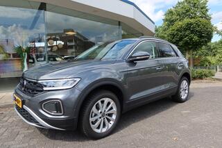volkswagen-t-roc-1.5-tsi-150pk-auto